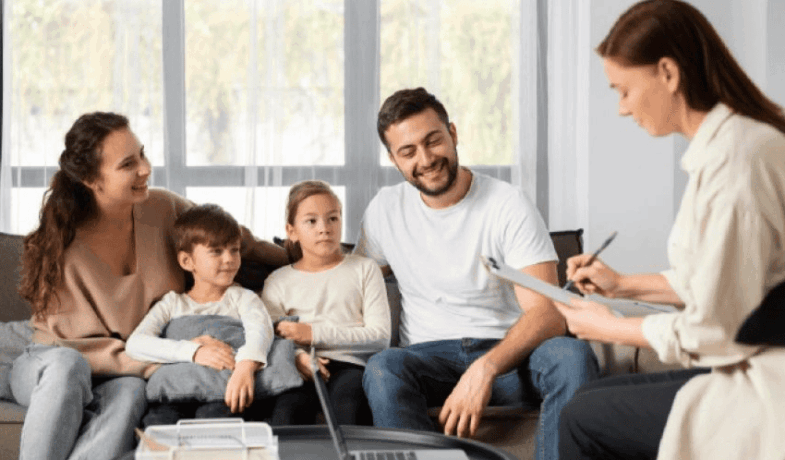1147How Home Visitors Help Parents Navigate the Early Years with Confidence
