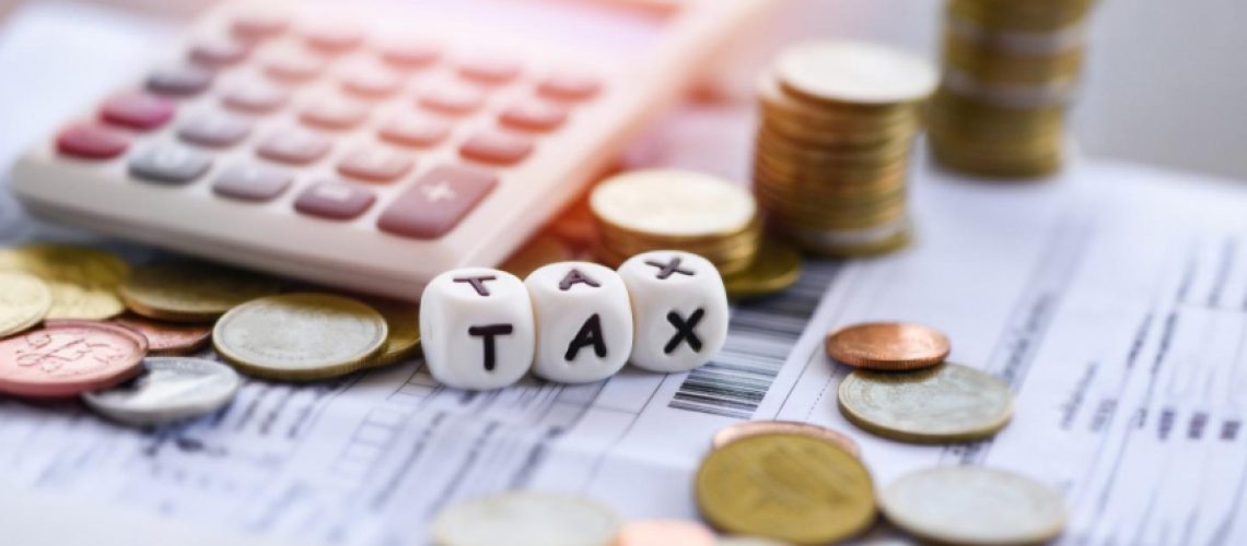 Tax Season Tips to Maximize Refunds & Build Stability alt